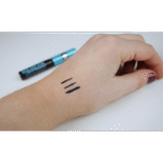 eyeliner-liquid-ink-waterproof-essence