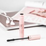 mascara-full-volume-definition-nude-look-golden-rose